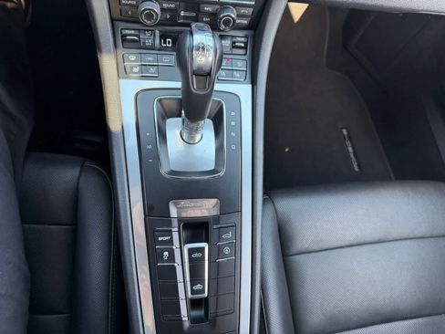 Used 2015 Porsche Boxster image 14