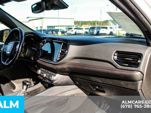 Used 2024 Dodge Durango GT image 28