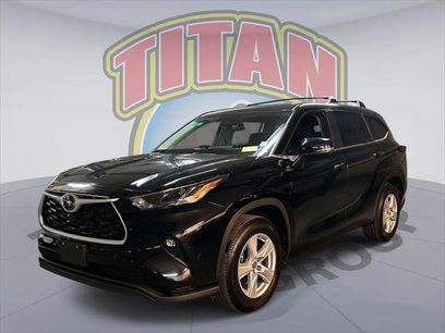 Certified 2023 Toyota Highlander LE