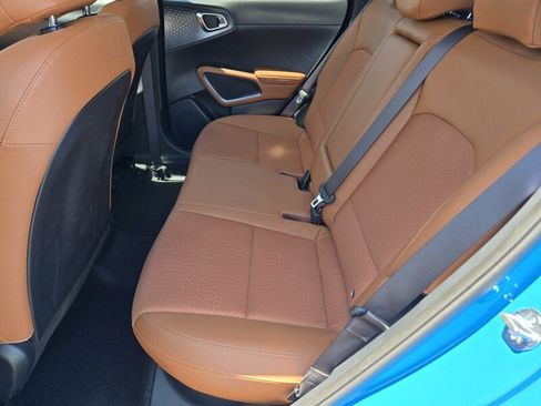 Certified 2025 Kia Soul EX FWD image 12