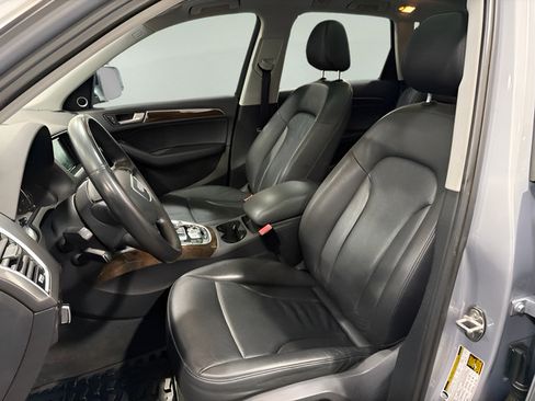 Used 2016 Audi Q5 2.0T Premium Plus w/ Technology Package AWD/4WD image 13
