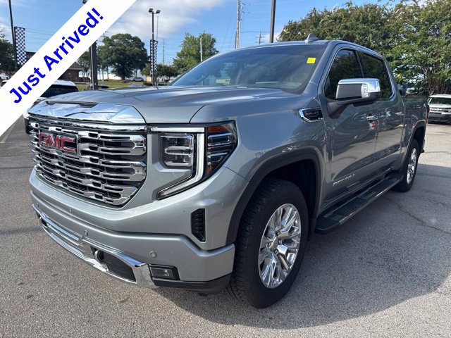 Used 2025 GMC Sierra 1500 Denali w/ Technology Package AWD/4WD image 7