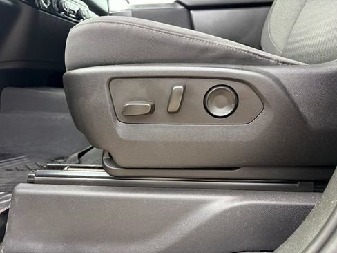 Used 2022 Chevrolet Silverado 1500 RST AWD/4WD image 10