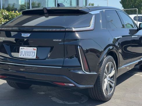 Used 2024 Cadillac Lyriq Luxury RWD image 5