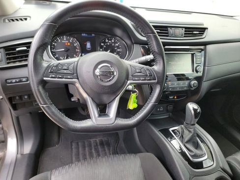 Used 2020 Nissan Rogue S w/ Special Edition Package FWD image 13