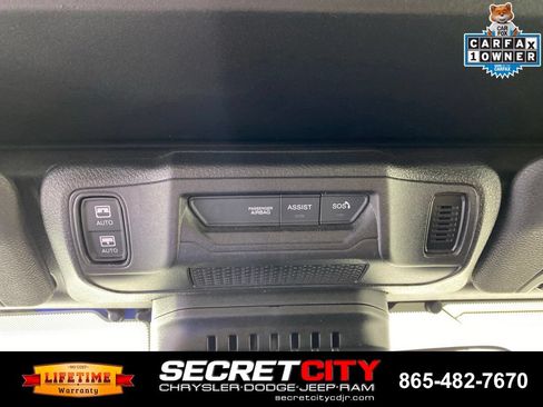 Used 2024 Jeep Wrangler High Altitude AWD/4WD image 20