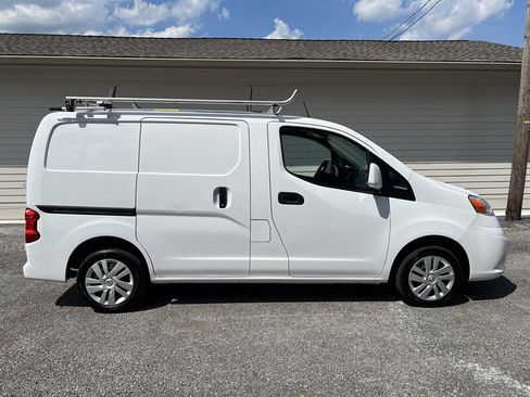 Used 2020 Nissan NV200 SV image 1