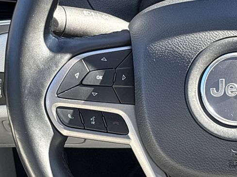 Certified 2021 Jeep Cherokee Limited w/ Elite Package image 23