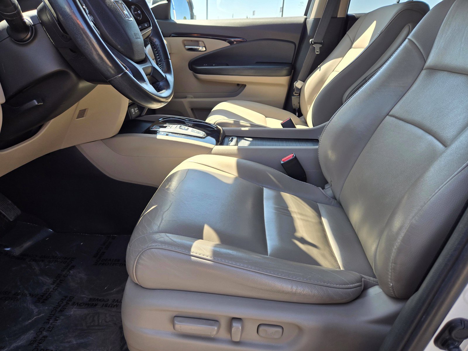 Used 2019 Honda Pilot Touring image 12