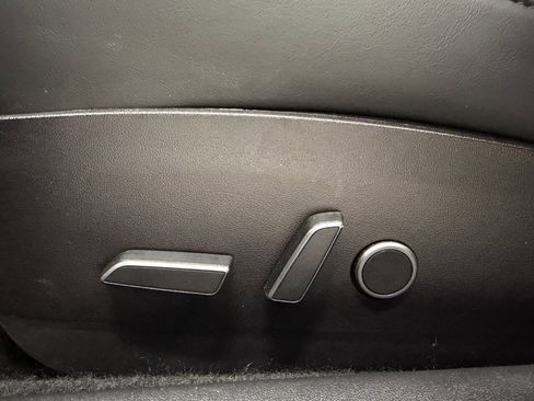 Used 2022 Tesla Model 3 image 27