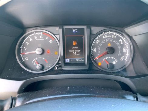 Used 2023 Toyota Tacoma SR AWD/4WD image 26
