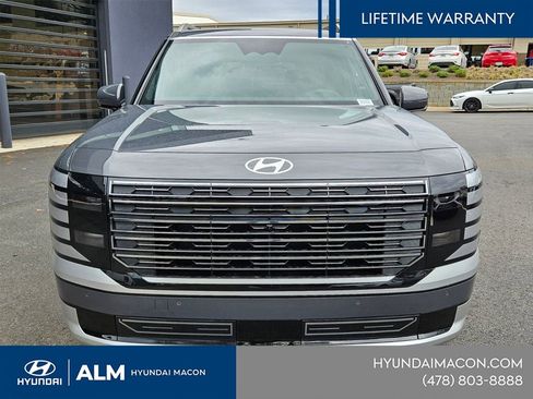 New 2026 Hyundai Palisade Calligraphy FWD image 3