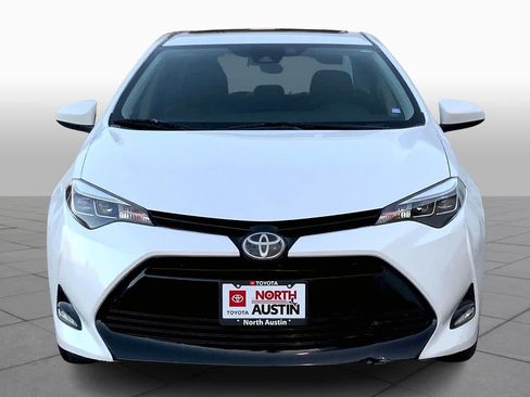 Used 2017 Toyota Corolla XLE FWD image 4