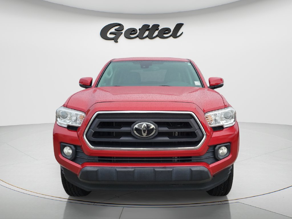 Certified 2023 Toyota Tacoma SR5 AWD/4WD image 2
