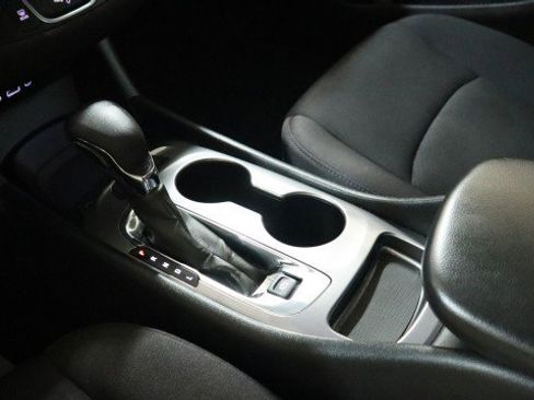 Used 2024 Chevrolet Malibu LS image 17