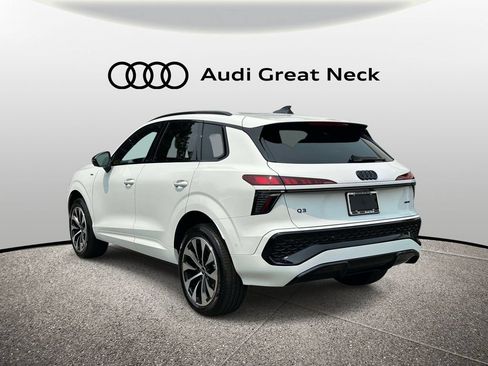 New 2026 Audi Q3 quattro 2.0T AWD/4WD image 7