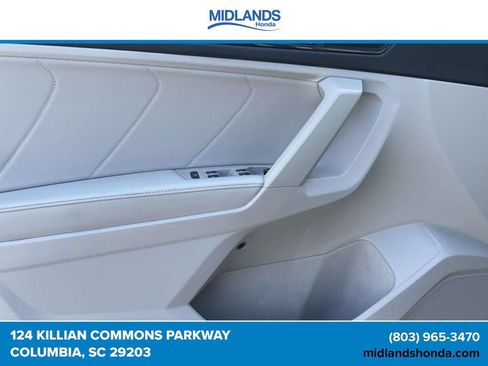 Used 2023 Volkswagen Tiguan SE FWD image 16