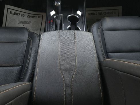 Used 2020 Chevrolet Traverse Premier w/ Redline Edition FWD image 19