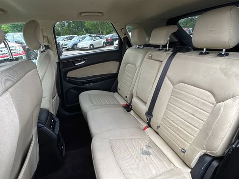 Used 2016 Ford Edge SE FWD image 7