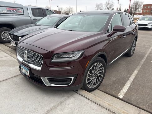 Used 2019 Lincoln Nautilus Reserve AWD/4WD image 4
