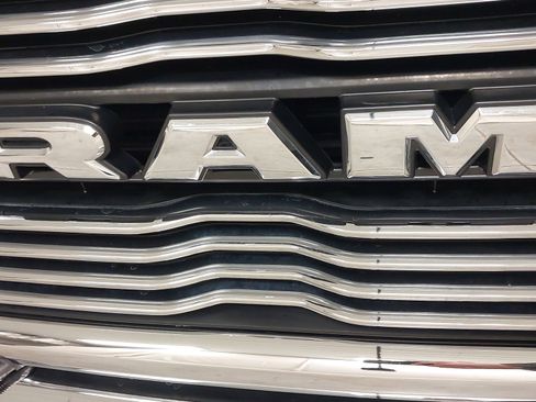 Used 2021 RAM 2500 Laramie image 31
