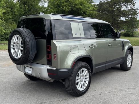 Used 2024 Land Rover Defender 110 S AWD/4WD image 3