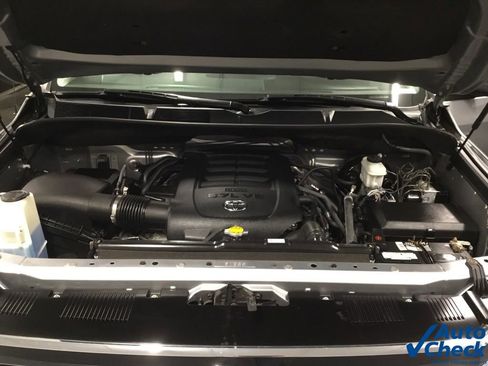 Used 2017 Toyota Tundra SR5 image 46