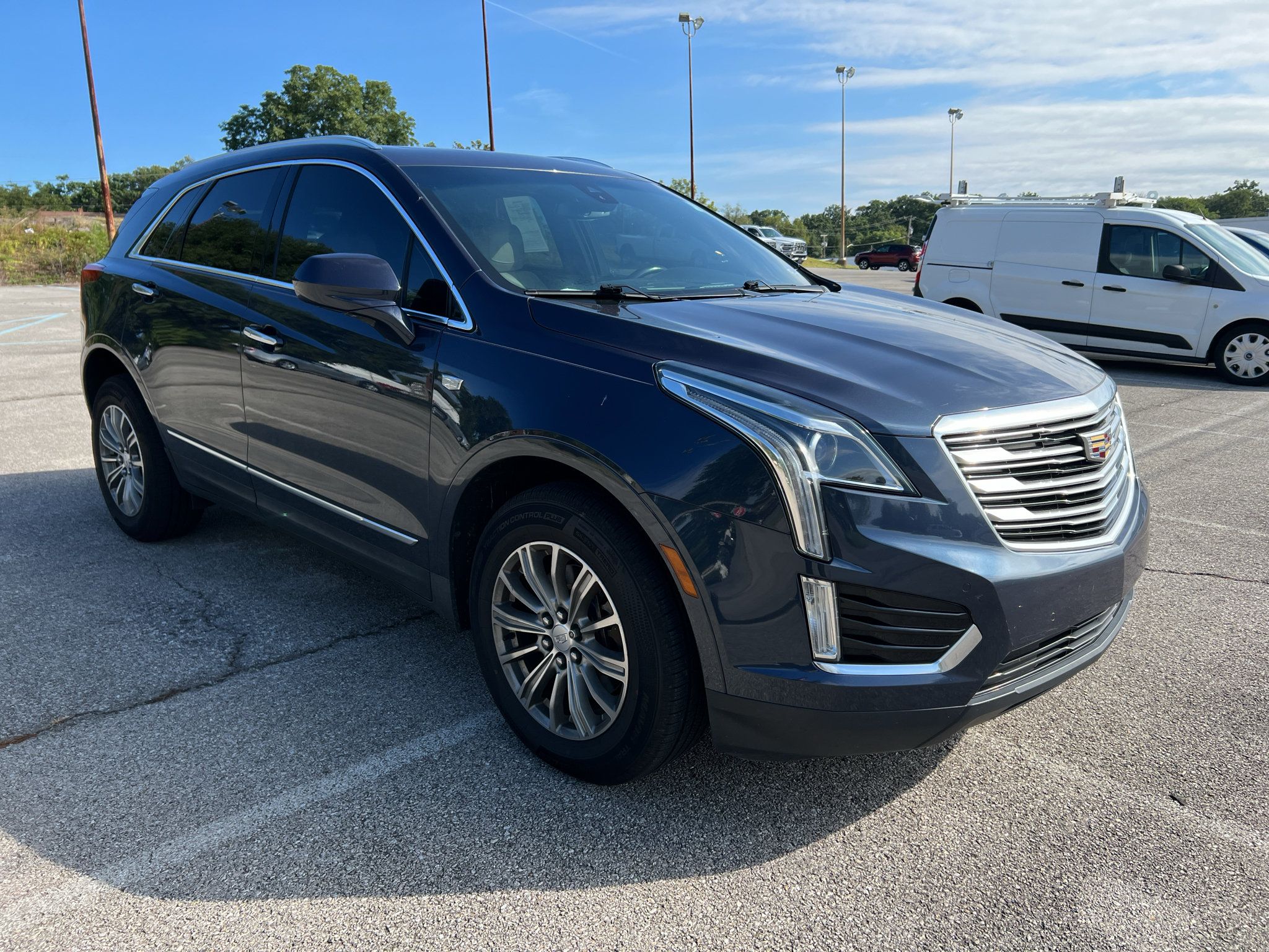 Used 2019 Cadillac XT5 Luxury AWD/4WD image 1