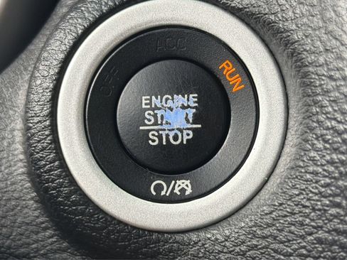 Used 2020 Dodge Journey SE w/ SE Popular Equipment Group FWD image 29