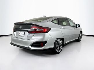 Used 2018 Honda Clarity Plug-In Hybrid video 2