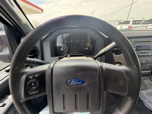 Used 2014 Ford F550 4x4 Crew Cab Super Duty image 19