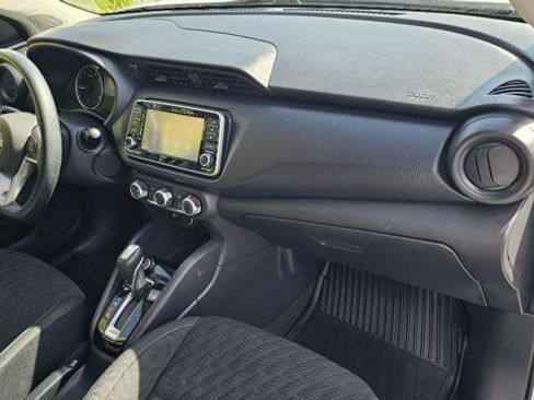 Used 2021 Nissan Kicks S FWD image 30