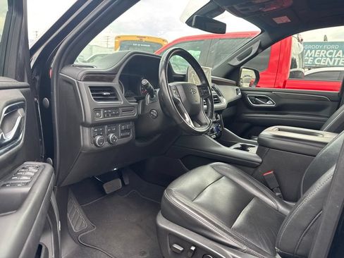 Used 2021 Chevrolet Tahoe Z71 w/ Z71 Off-Road Package AWD/4WD image 6