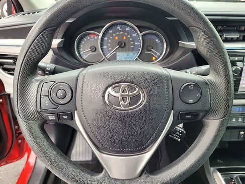 Used 2016 Toyota Corolla LE image 22