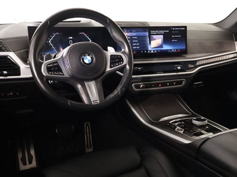 Used 2024 BMW X5 xDrive40i w/ Executive Package image 2