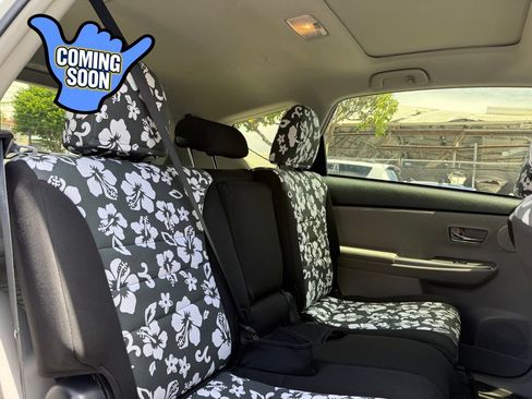 Used 2017 Toyota Prius V Five FWD image 15