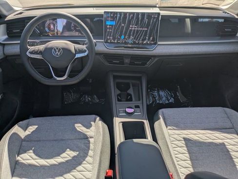 New 2025 Volkswagen Tiguan S image 15