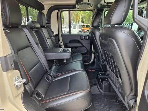 Certified 2020 Jeep Gladiator Mojave AWD/4WD image 18