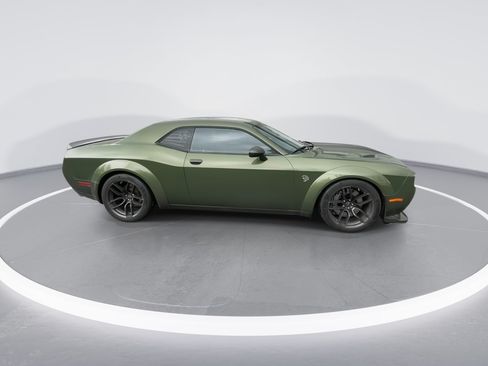 Used 2018 Dodge Challenger SRT Hellcat RWD image 23