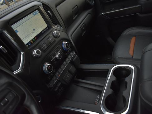 Used 2021 GMC Sierra 2500 AT4 w/ AT4 Premium Plus Package image 27