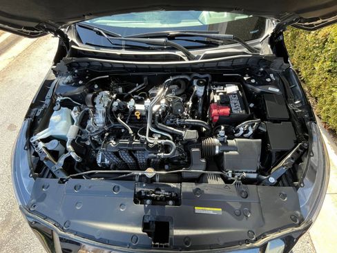 Used 2025 Nissan Altima 2.5 SV image 32