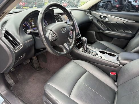 Used 2016 INFINITI Q50 2.0t w/ Moonroof Package AWD/4WD image 29