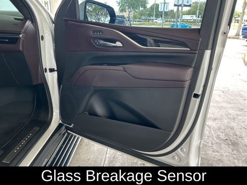 Used 2024 Cadillac Escalade V AWD/4WD image 37