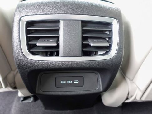 Certified 2025 Acura RDX w/ Technology Package image 27