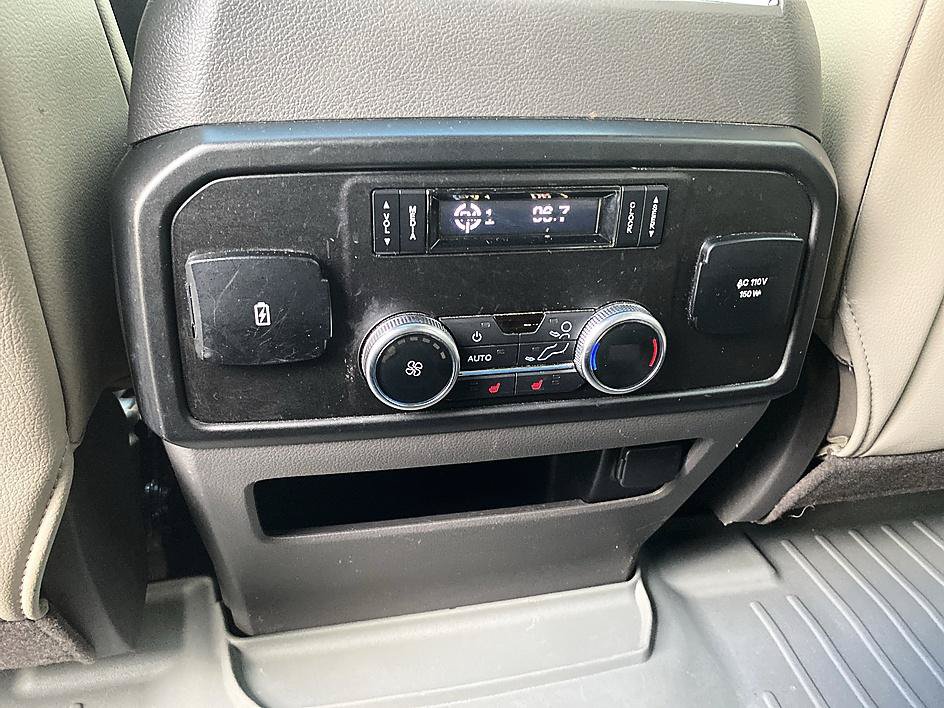 Used 2018 Ford Expedition Limited AWD/4WD image 29
