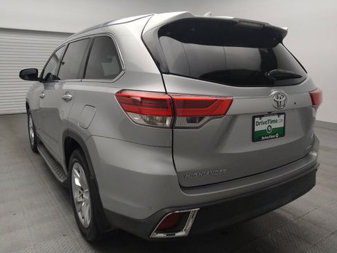 Used 2019 Toyota Highlander Limited FWD image 5