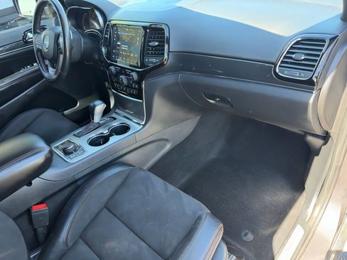 Used 2019 Jeep Grand Cherokee Trailhawk image 10