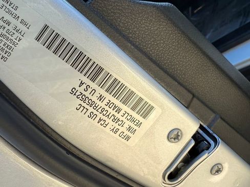 Used 2024 Jeep Grand Cherokee Trailhawk image 40