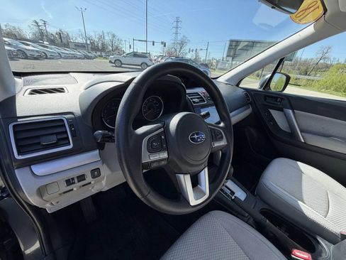 Used 2018 Subaru Forester 2.5i w/ Alloy Wheel Package AWD/4WD image 11