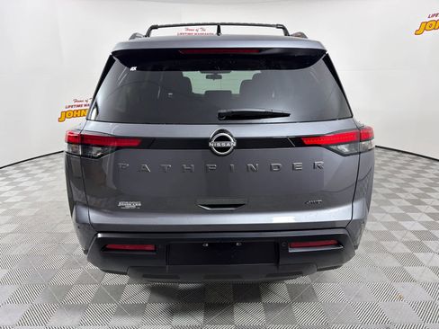 New 2026 Nissan Pathfinder SV image 4